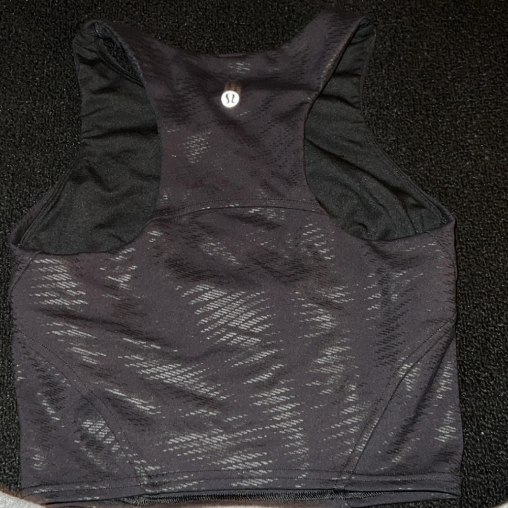 Lululemon - Picture 2 of 2